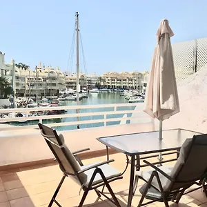 En Puerto Marina B32 Benalmadena